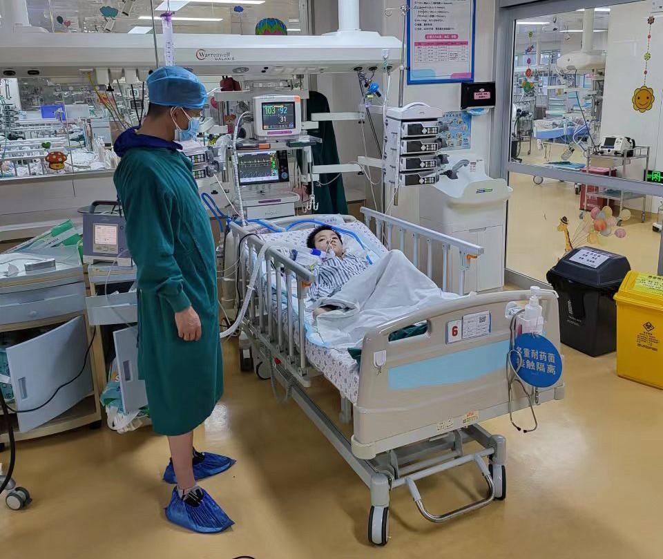 思南县跨省救护车出租公司